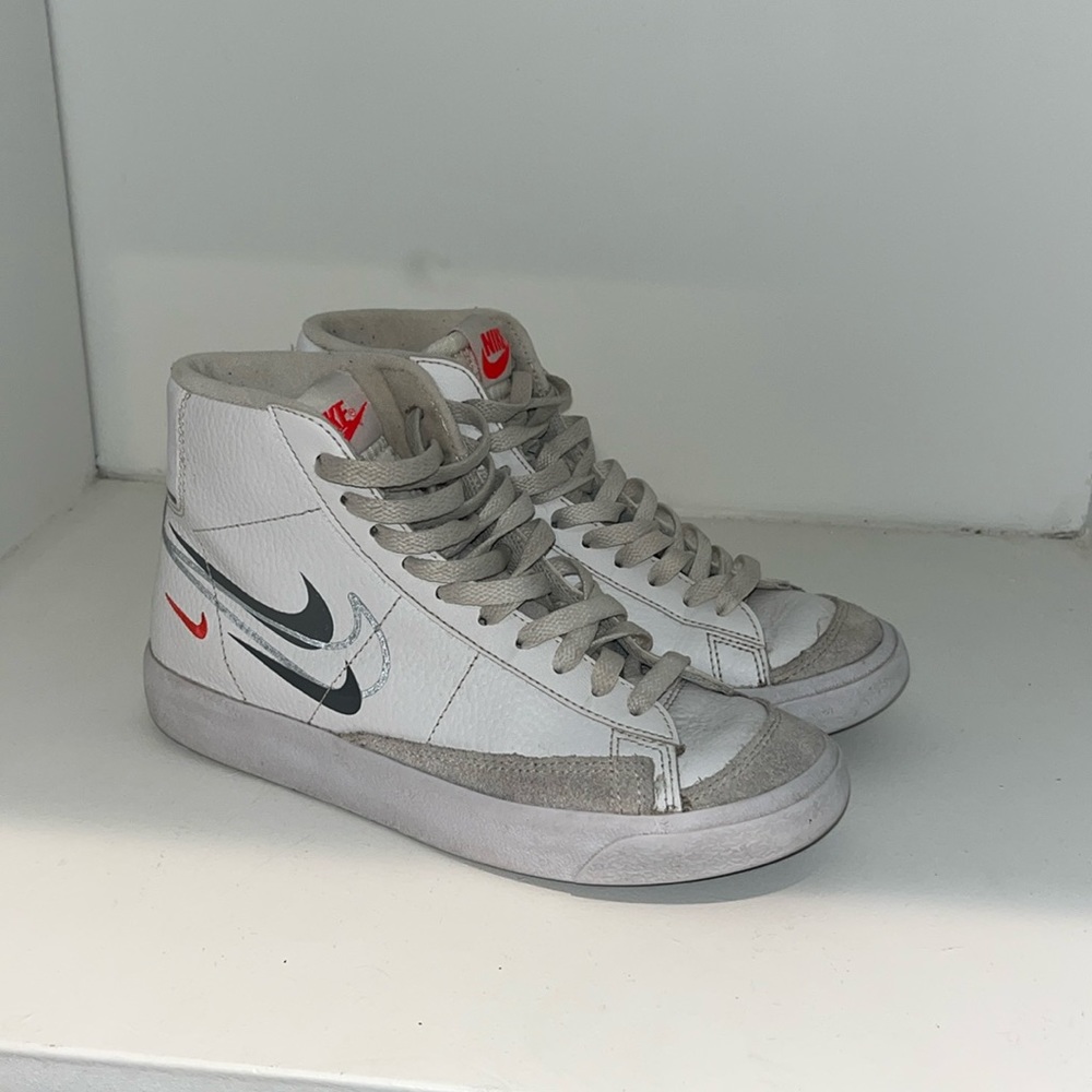 Nike Blazers, women’s size 7